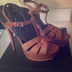 Nude Shoes, not just Any! Saint Laurent